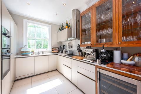 4 bedroom flat to rent, Ifield Road, Chelsea, London