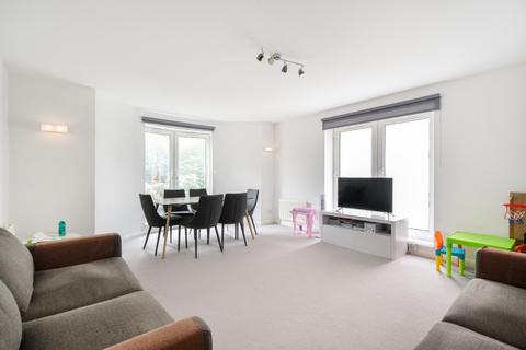 2 bedroom apartment to rent, Admiral Walk London W9