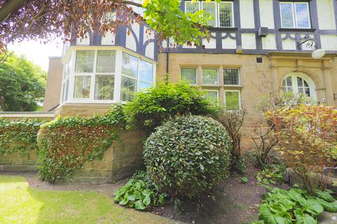 2 bedroom apartment for sale, 18 Langcliffe Avenue, Harrogate, North Yorkshire