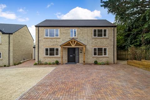 4 bedroom detached house for sale, Rowden Hill, Chippenham, SN15