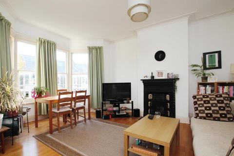 2 bedroom flat to rent, Sefton Park Road, Bristol BS7