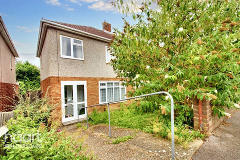 3 bedroom semi-detached house for sale, Crestway, Chatham
