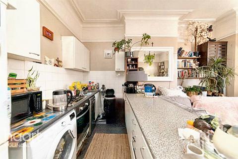 1 bedroom flat for sale, Mount Road, NW4