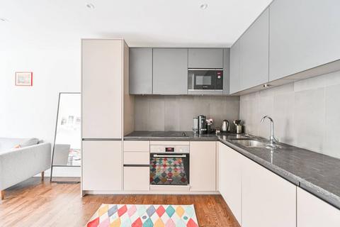 1 bedroom flat for sale, Waterline Way, Deptford, LONDON, SE8