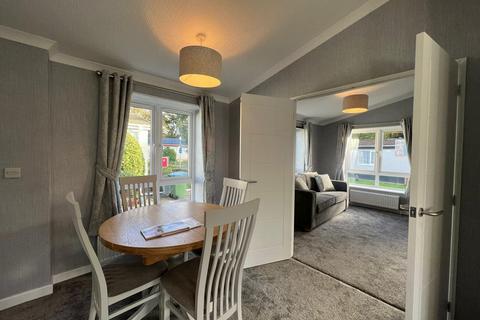 2 bedroom park home for sale, Southampton, Hampshire, SO31