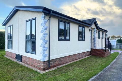 2 bedroom park home for sale, Southampton, Hampshire, SO31