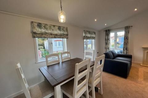 2 bedroom park home for sale, Southampton, Hampshire, SO31