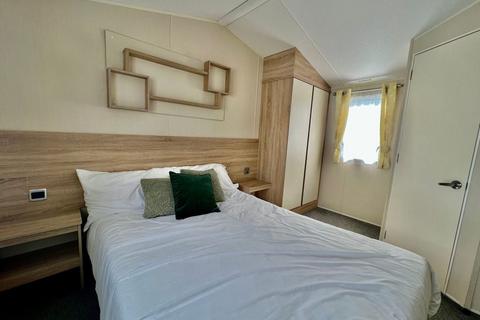 3 bedroom static caravan for sale, Hedley Wood Holiday Park