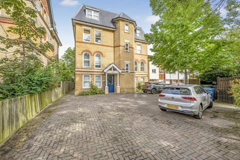 2 bedroom apartment for sale, The Avenue, Surrey KT4