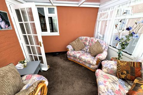 3 bedroom semi-detached house for sale, Tower View, Devizes SN10