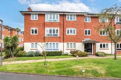 2 bedroom apartment for sale, Queens Court, Solihull B91
