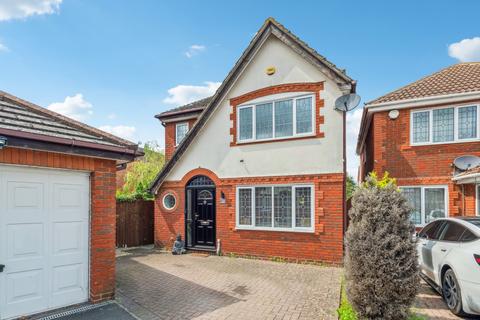 3 bedroom detached house for sale, Deverills Way, Slough SL3