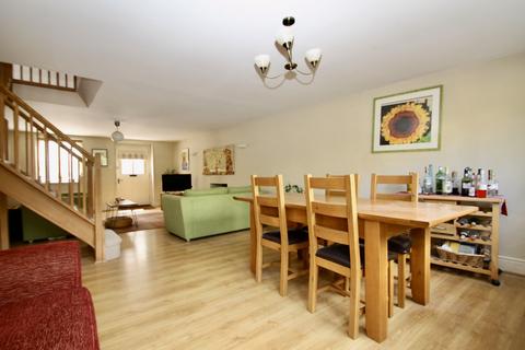 60 Southover, Wells, BA5 1UH