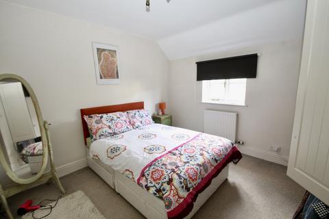 60 Southover, Wells, BA5 1UH