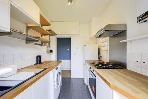 2 bedroom flat for sale, Perry Vale, Forest Hill, London, SE23