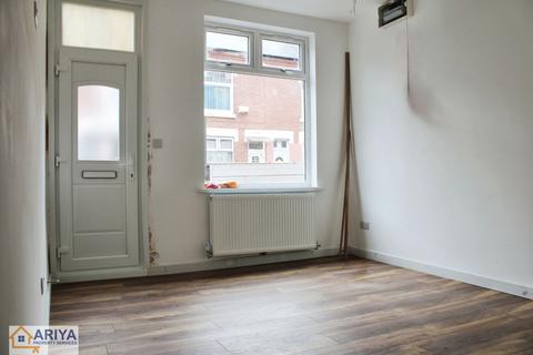 4 bedroom terraced house to rent, Wand Street, Belgrave, Leicester LE4
