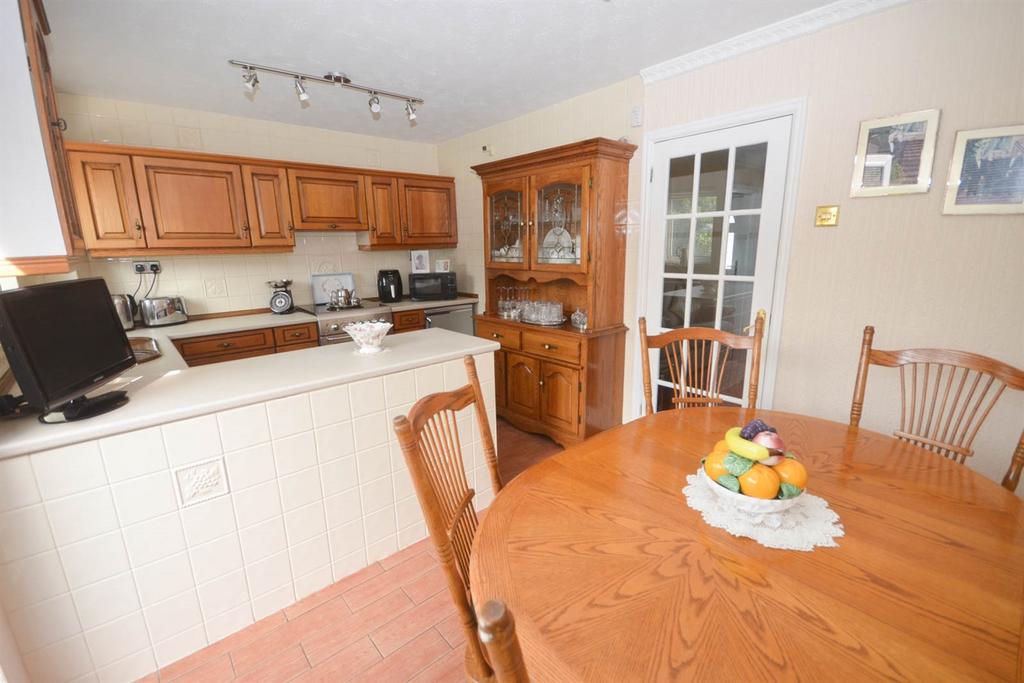 Kitchen / Diner