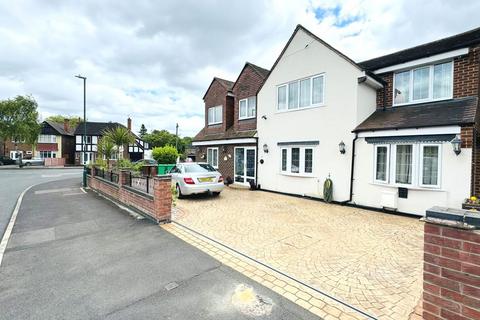 6 bedroom detached house for sale, Aspley Park Drive, Nottingham, Nottinghamshire, NG8 3EA