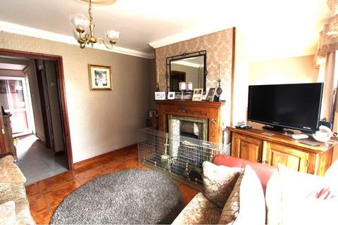 3 bedroom terraced house for sale, Elm Court, Pantside Estate, Newbridge