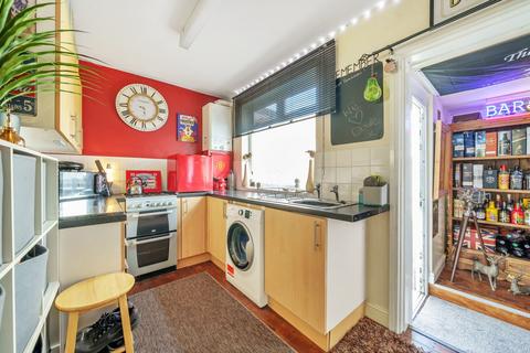 2 bedroom terraced house for sale, County Road South, Hull, East Yorkshire, HU5