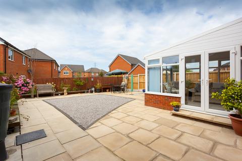 4 bedroom detached house for sale, Pasture Close, Blackpool, Lancashire