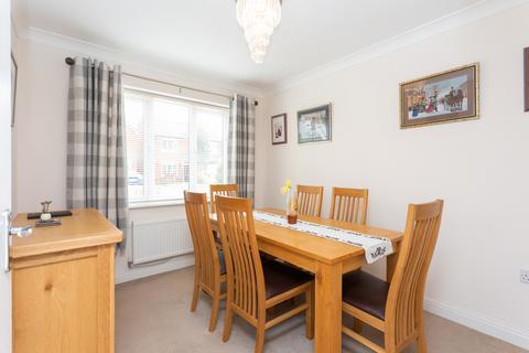 4 bedroom detached house for sale, Pasture Close, Blackpool, Lancashire