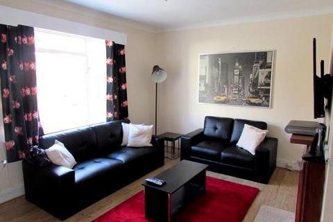 2 bedroom flat to rent, Barons Keep, Gliddon Road, London W14