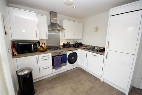 2 bedroom terraced house for sale, Derwentwater Road, Gateshead