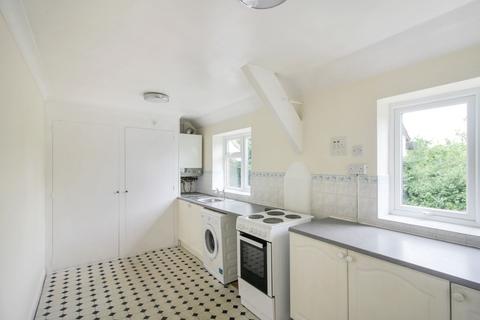 1 bedroom flat for sale, Gorringe Avenue, South Darenth, Dartford, Kent, DA4 9LT