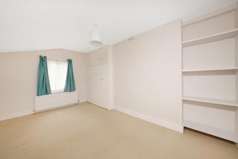2 bedroom apartment to rent, Thornlaw Road, West Norwood, London, SE27