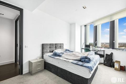 2 bedroom flat to rent, Amory Tower, London E14