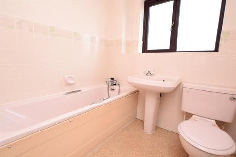 3 bedroom link detached house for sale, Gladden Fields, South Woodham Ferrers, Essex, CM3