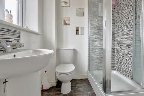 5 Birchwood Grove, Middlesbrough, TS6 0GE