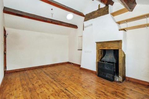 5 Clough, Shaw, Oldham, OL2 8PR
