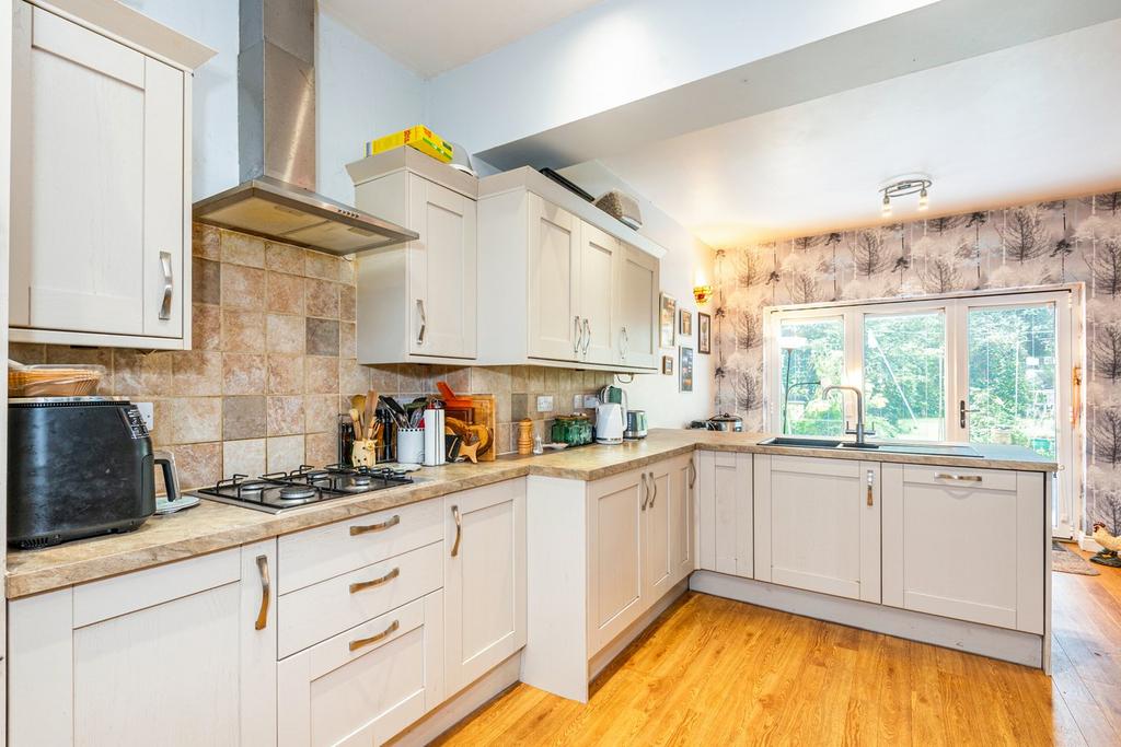 Dining kitchen