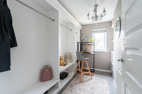 10 Hoffmann Place, Edinburgh, EH15 3FD