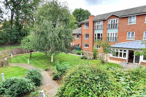 2 bedroom flat for sale, Goodwin Court, Church Hill Road EN4