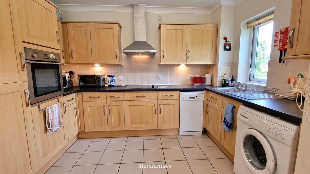 2 Bedroom Retirement Flat