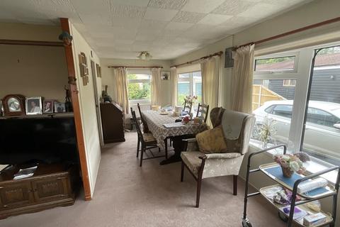 2 bedroom park home for sale, Shirkoak Park, Woodchurch, Ashford, Kent