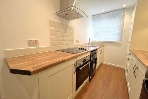 2 bedroom ground floor flat to rent, Culbin Drive, Glasgow G13