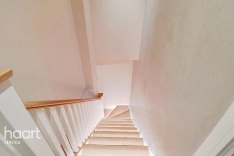 41 Willenhall Drive, Hayes, UB3 2UU