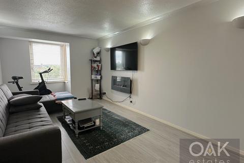 1 bedroom flat to rent, Eleanor Way, Waltham Cross EN8