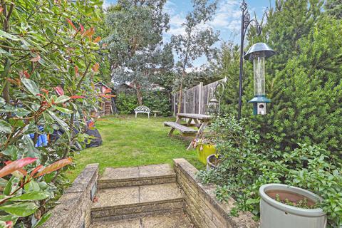 86 Rous Road, Buckhurst Hill, IG9 6BT