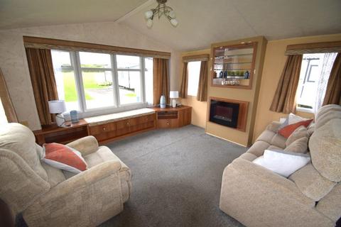 3 bedroom static caravan for sale, Sand le Mere Holiday Park