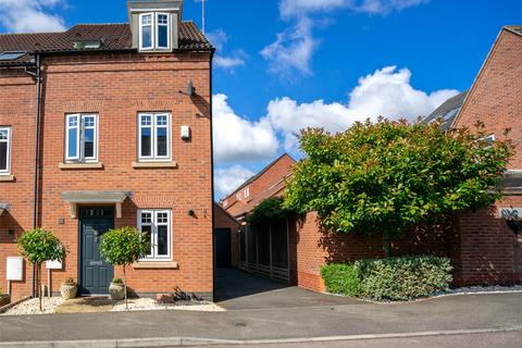 3 bedroom semi-detached house for sale, McQueen Drive, Leicestershire LE12