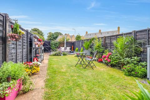 4 Gunners Rise, Shoeburyness, Southend-on-sea, SS3 9BY
