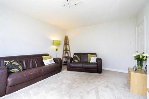 2 bedroom flat to rent, Begg Avenue, Falkirk, Stirling, FK2 5DN