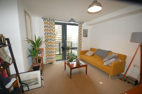 1 bedroom flat to rent, Rosefield, Pools Park, N4 3FD