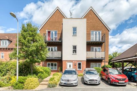 Wokingham - 2 bedroom apartment for sale