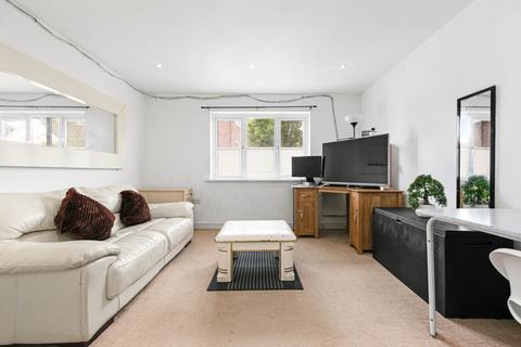 2 bedroom apartment for sale, Outfield Crescent, Wokingham RG40